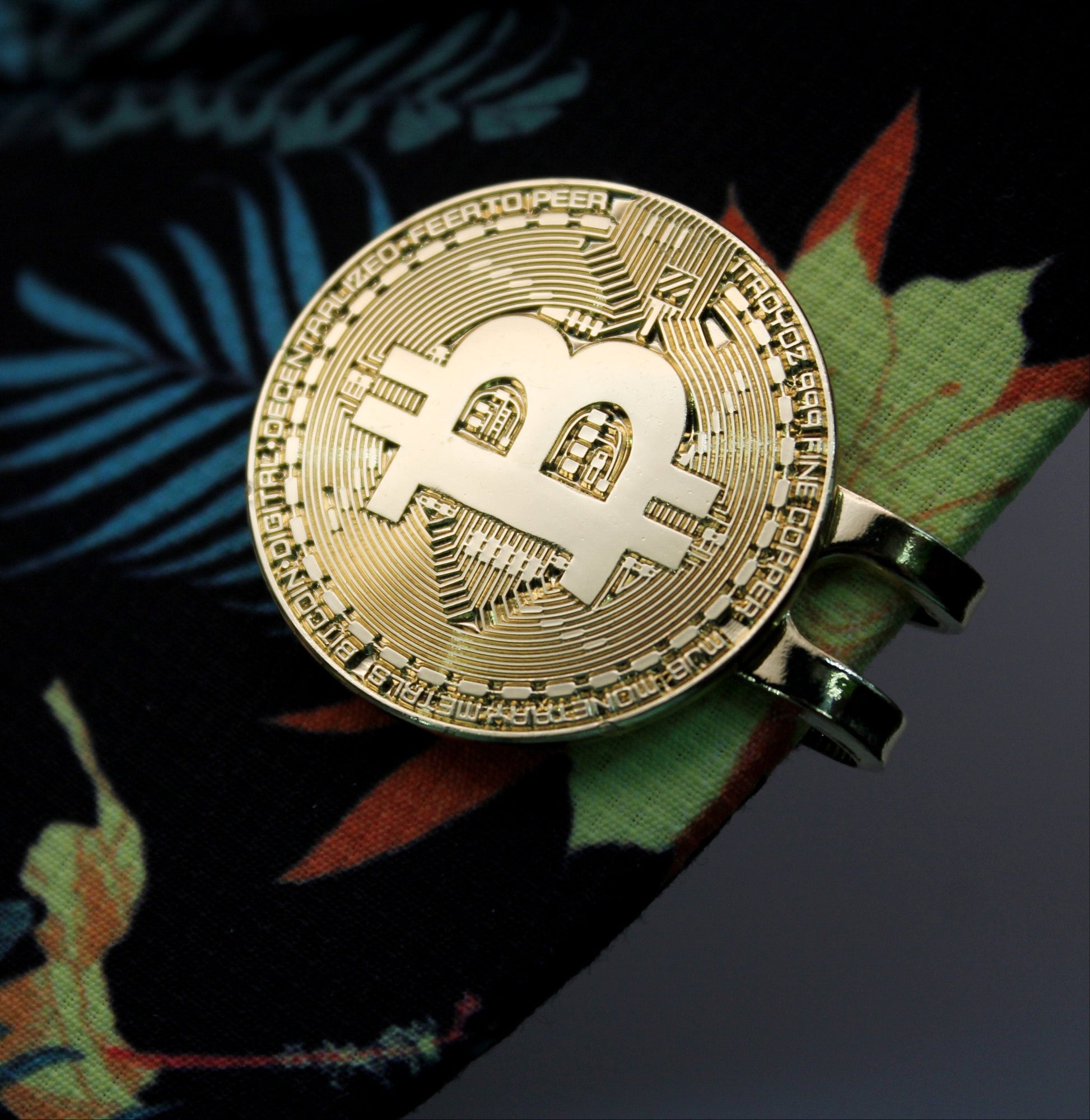 Bitcoin golf ball marker image 4
